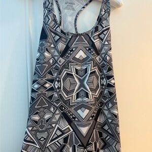 ASICS workout running top